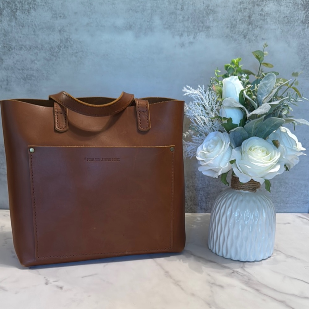Portland Leather Medium Crossbody Tote Bag